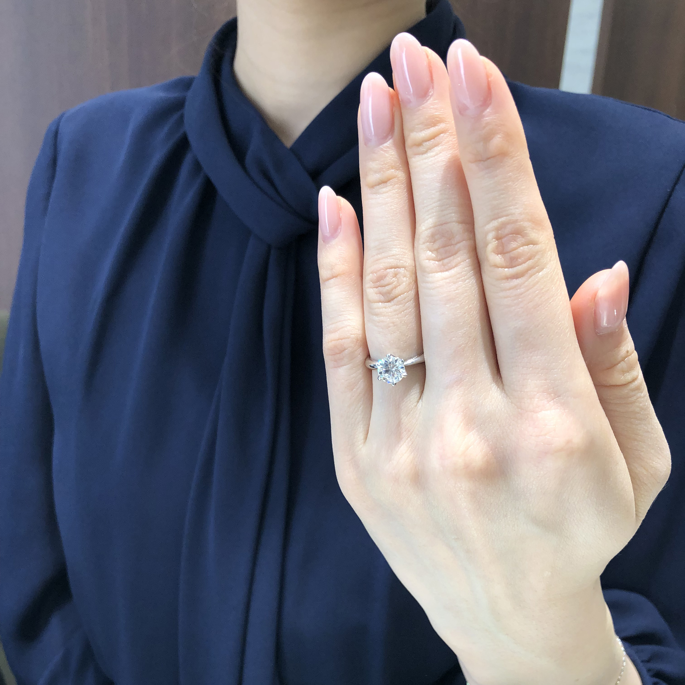 1カラット！ダイアモンドのシンプルエンゲージリング♪ | 京都で婚約指輪・結婚指輪・ダイヤモンドが卸価格で安い！｜レハイム京都店