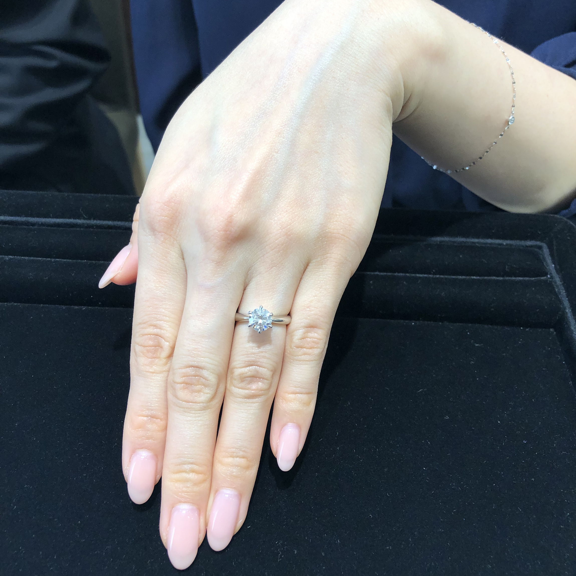 1カラット！ダイアモンドのシンプルエンゲージリング♪ | 京都で婚約指輪・結婚指輪・ダイヤモンドが卸価格で安い！｜レハイム京都店