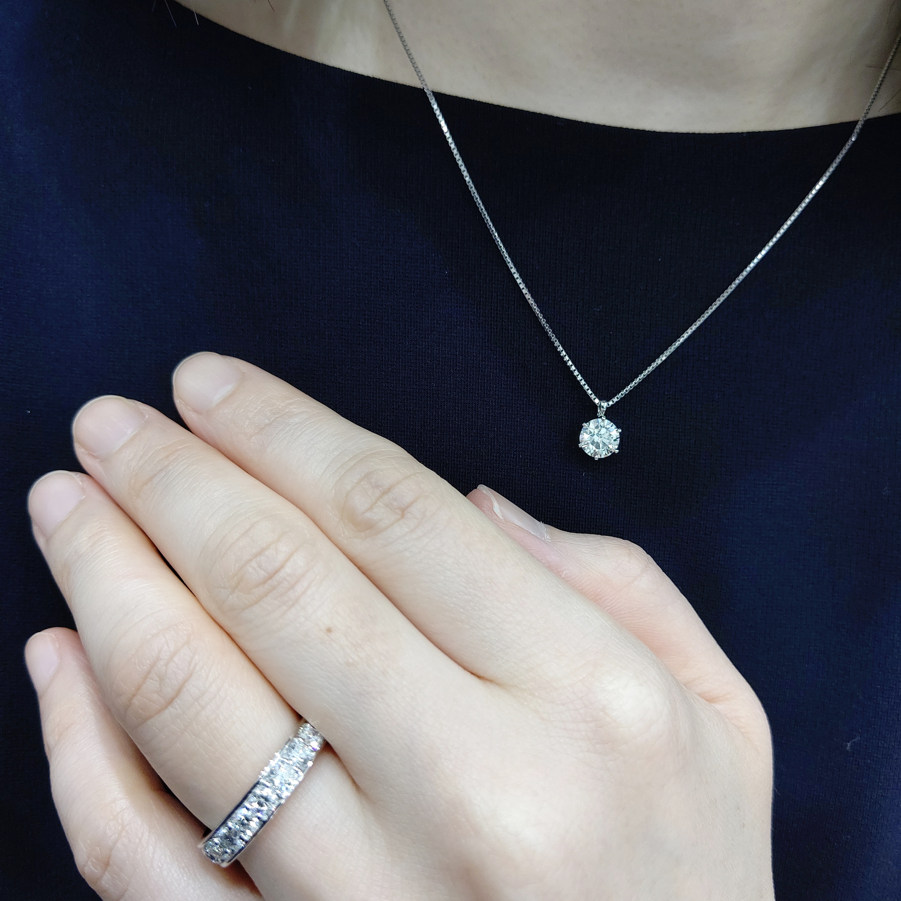 １カラット一粒ダイヤネックレスのご紹介です | 京都で婚約指輪・結婚指輪・ダイヤモンドが卸価格で安い！｜レハイム京都店