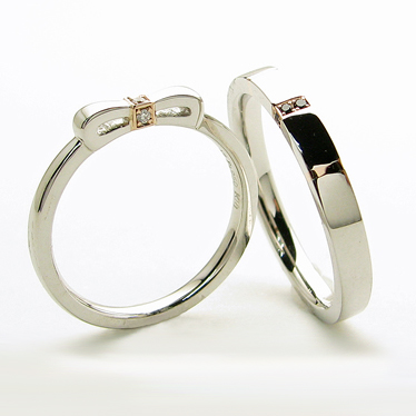 デイリー使いにも 可愛いリボンリング 京都で婚約指輪 結婚指輪 ダイヤモンドが卸価格で安い レハイム京都店