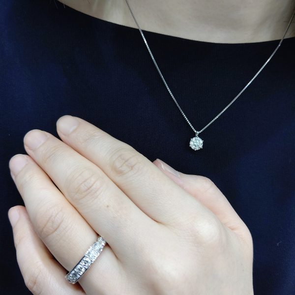 1カラット一粒ダイヤネックレスのご紹介です | 京都で婚約指輪・結婚指輪・ダイヤモンドが卸価格で安い！｜レハイム京都店