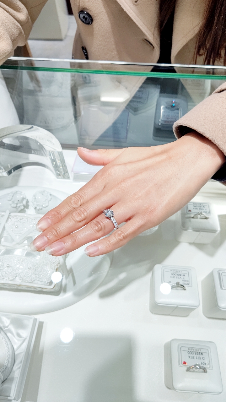 エンゲージリングをご購入頂きました！！ | 京都で婚約指輪・結婚指輪